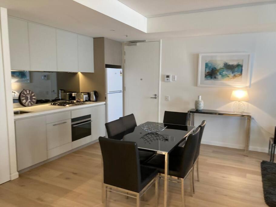 Appartamento Large One Bedroom With Study-alb09203 *