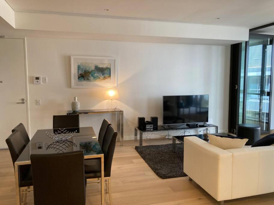 Appartamento Large One Bedroom With Study-alb09203